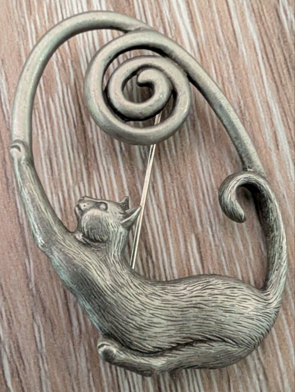 Vintage JJ (Jonette Jewelry) Stretching Cat Brooch